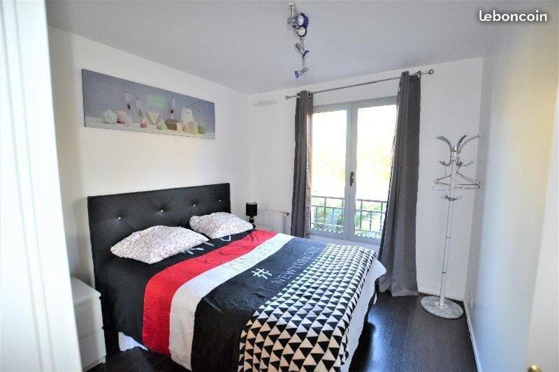 chambre d'hote Disneyland esprit Bussy-Saint-Georges Extérieur photo